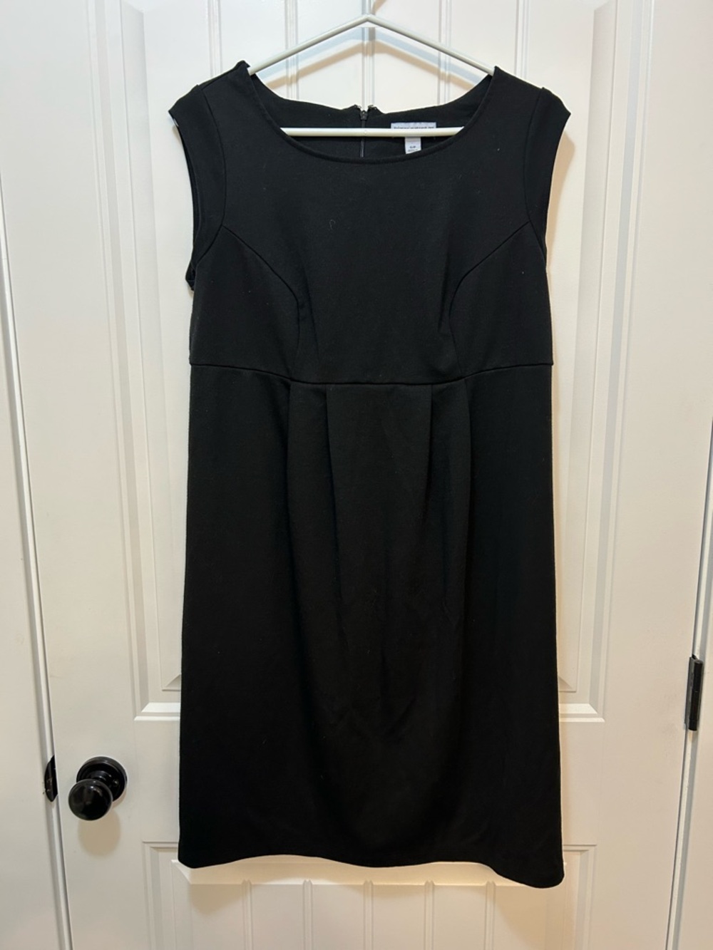 Classic Black Sleeveless Sheath Maternity Dress
